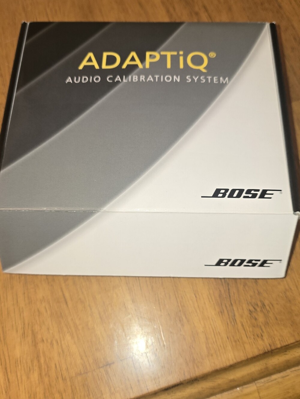 Bose ADAPTiQ Audio Calibration System Headset Kit - Excellent Condition Open Box